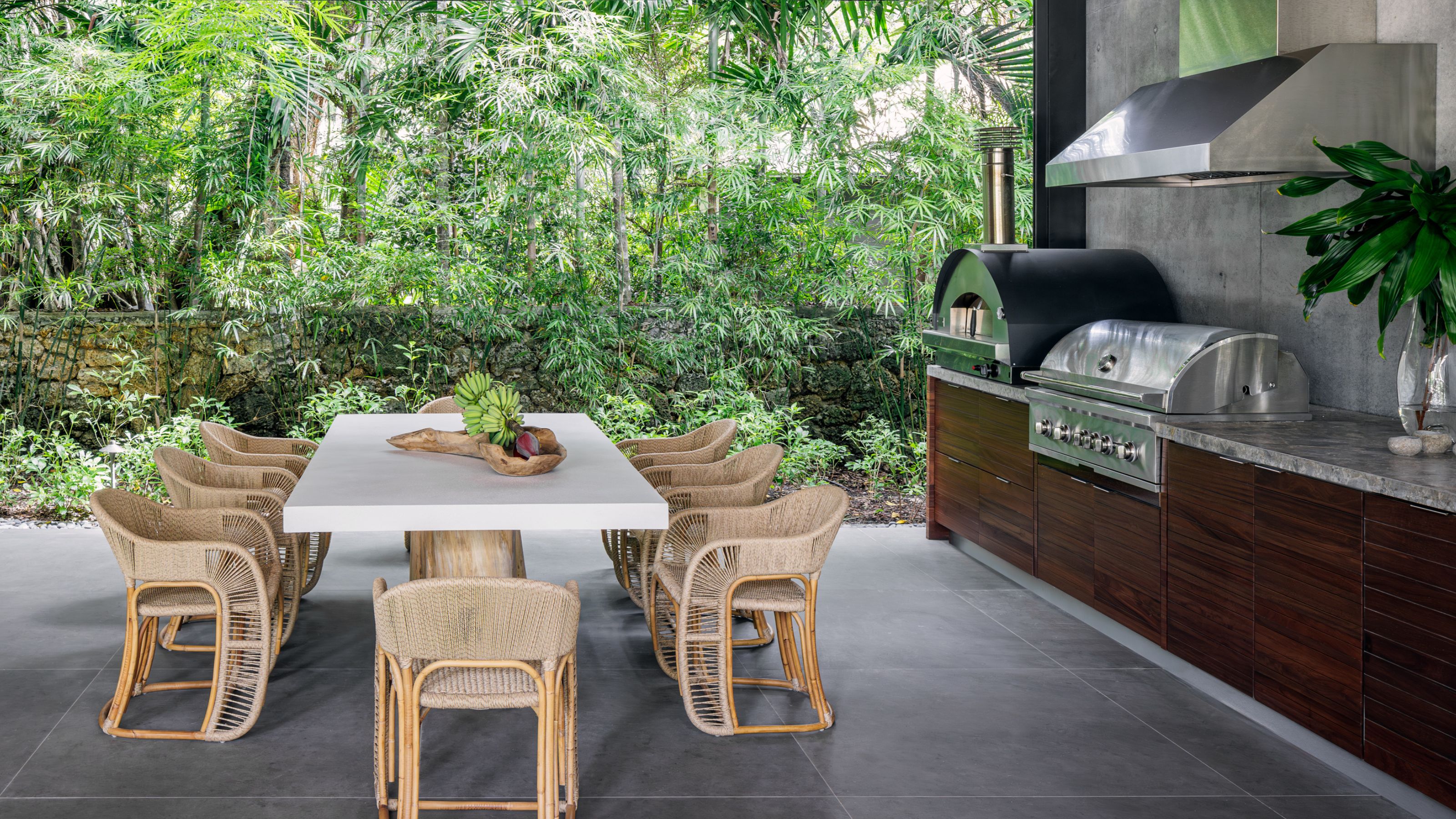 Arredare la cucina all'aperto: arredare e accessoriare con stile